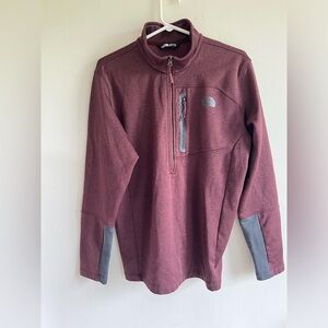 Men’s Northface Pull Over Large